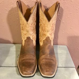 Men's Ariat boots